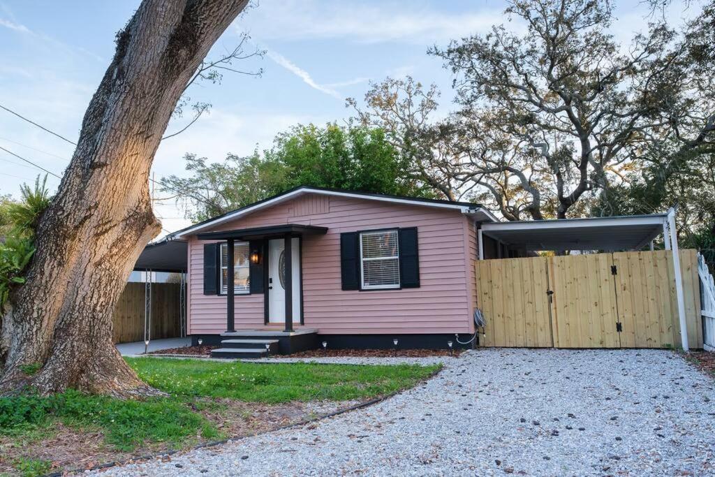 House Near Tampa Zoo And Busch Gardens, Free High Speed Wifi Villa Buitenkant foto