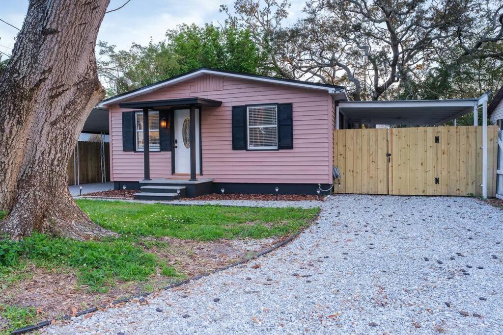 House Near Tampa Zoo And Busch Gardens, Free High Speed Wifi Villa Buitenkant foto