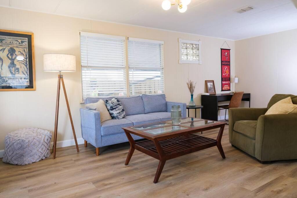 House Near Tampa Zoo And Busch Gardens, Free High Speed Wifi Villa Buitenkant foto